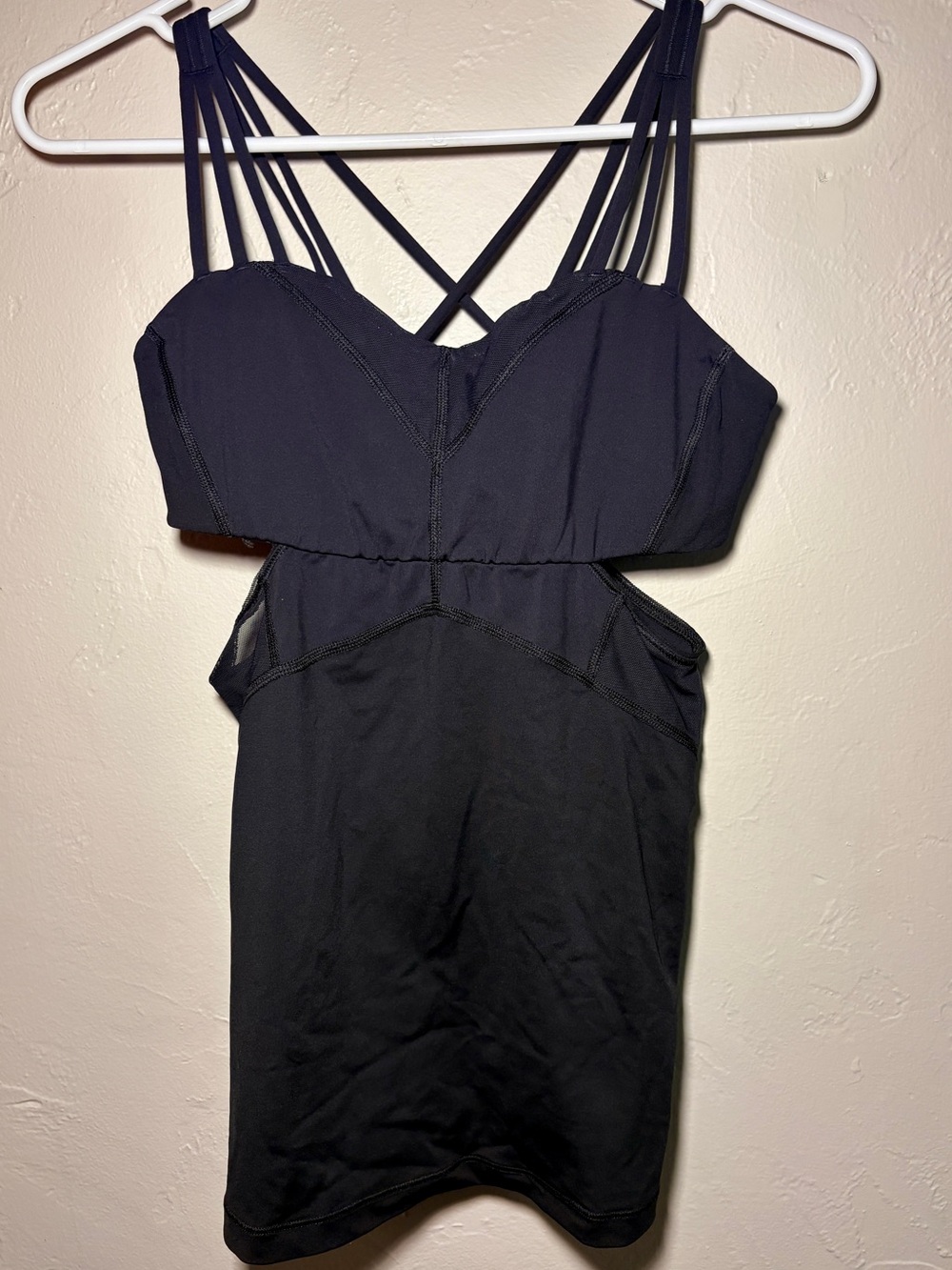 Lululemon Exquisite Tank II Black 6 Rare Archival Strappy Cutout Mesh Shelf Bra